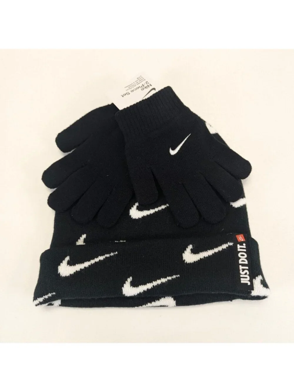 Nike Soft Stretch Folded Unisex Beanie Hat Gloves 2 Piece Kids 8 20 Black Swoosh